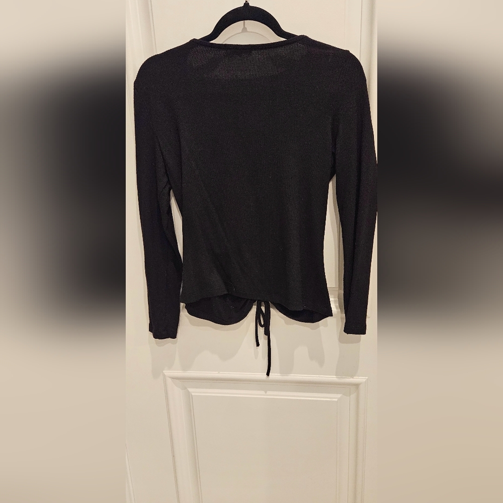 NWOT PLEIONE‎ Women's Medium Black Long Sleeve Ruched top with front tie Bodycon - Picture 3 of 3